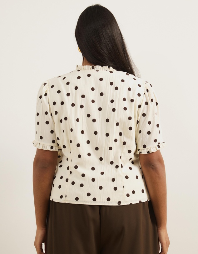 Atmos&Here Curvy - Meadow V Neck Ruffle Blouse