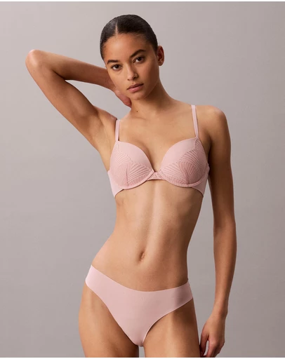 Calvin Klein - Perfectly Fit Lace Push Up Plunge Bra