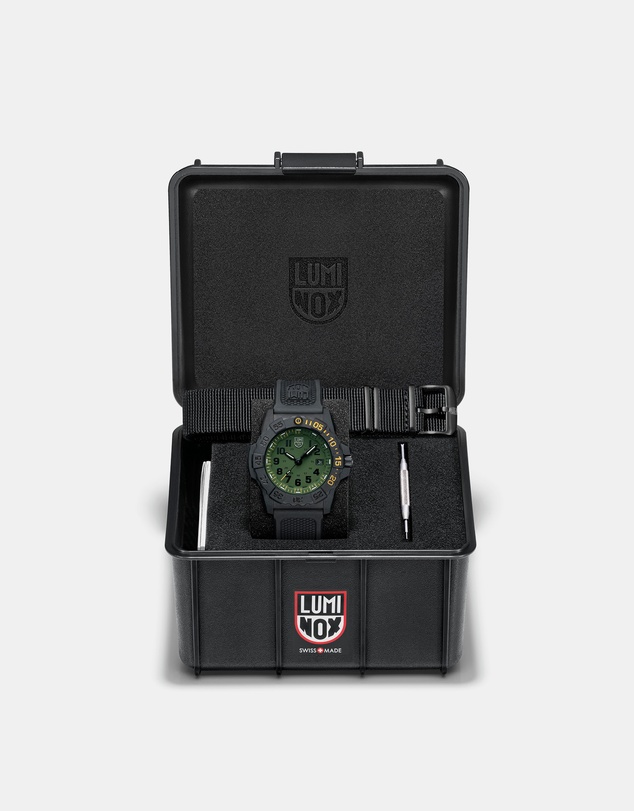 Luminox - Luminox Navy SEAL Foundation 3500 Series Watch SET