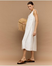 Staple the Label - Nyla Godet Midi Dress