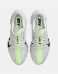 Nike - Pegasus Plus - Women's