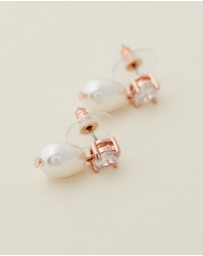 Stephanie Browne - Twinkle Pearl Earrings