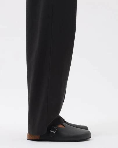 AERE - Mens Leather Footbed Clogs
