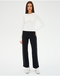 Splits59 - Airweight Lite Waist Length Top