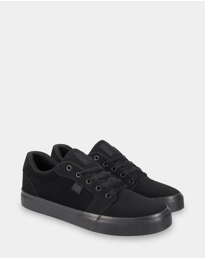 BLACK/BLACK