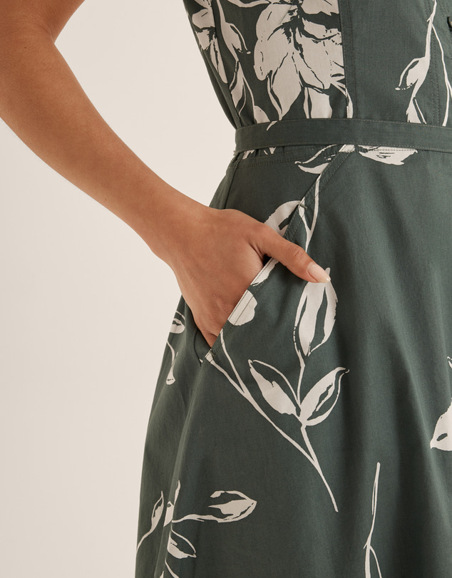 Review - Faye Dress