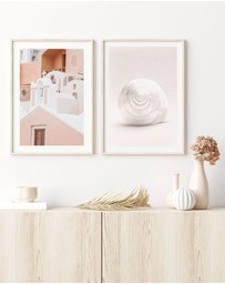 Olive et Oriel - Rainbow Bay II Art Print