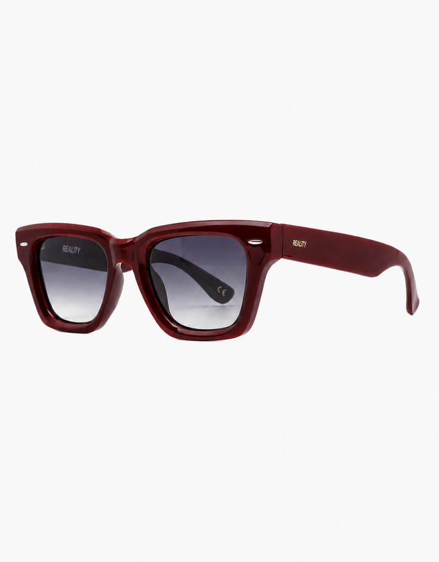 Reality Eyewear - The Tourist