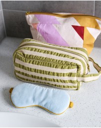 Mosey Me - Seersucker Stripe Dopp Kit