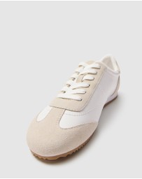 UNISON - Luna Retro Sneaker