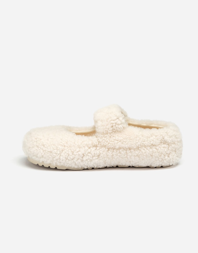 Ozwear Connection Uggs - UGG Shearling Mary Jane