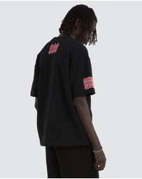 Kiss Chacey - Motion Loopback Street Tee