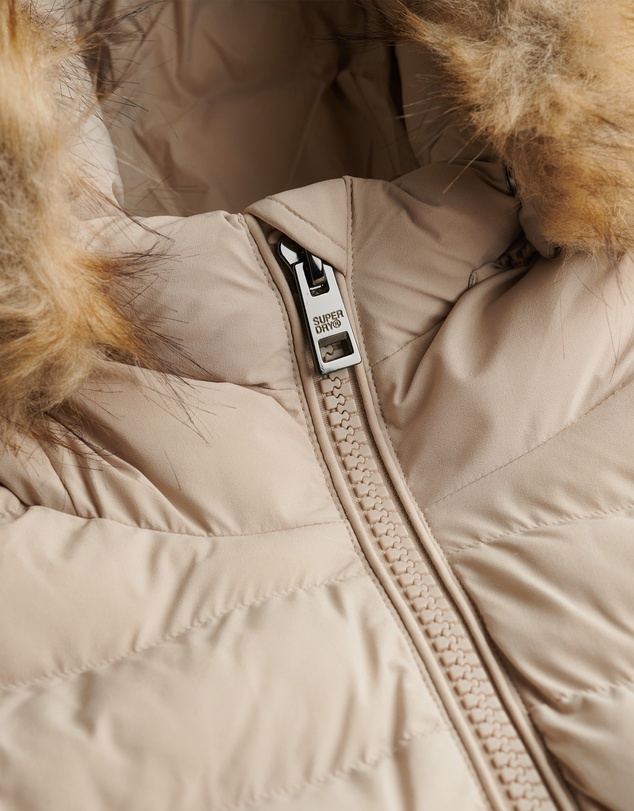 Superdry - Fuji Faux Fur Hooded Slim Fit Gilet
