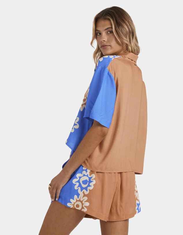 Billabong - Womens Trippin Dippin Short Sleeve Shirt