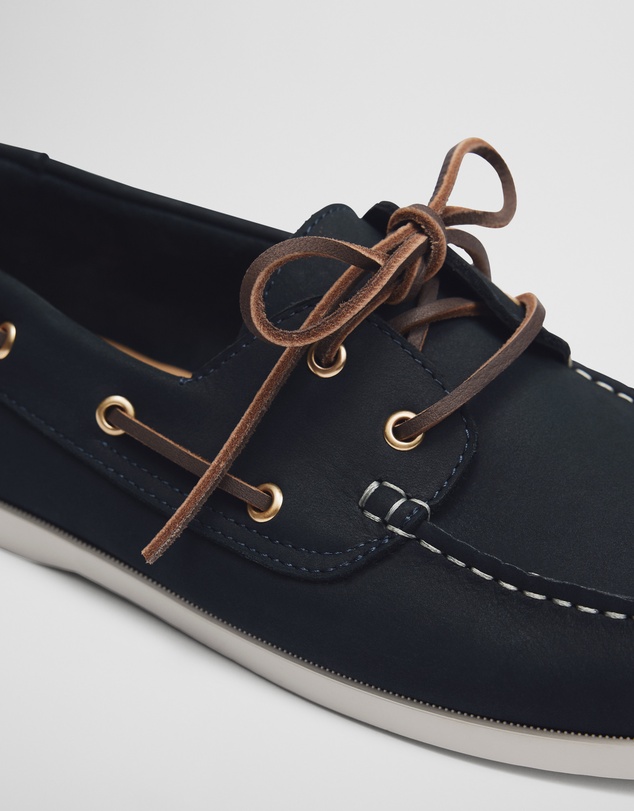 Country Road - Flynn Nubuck Leather Boat Shoe