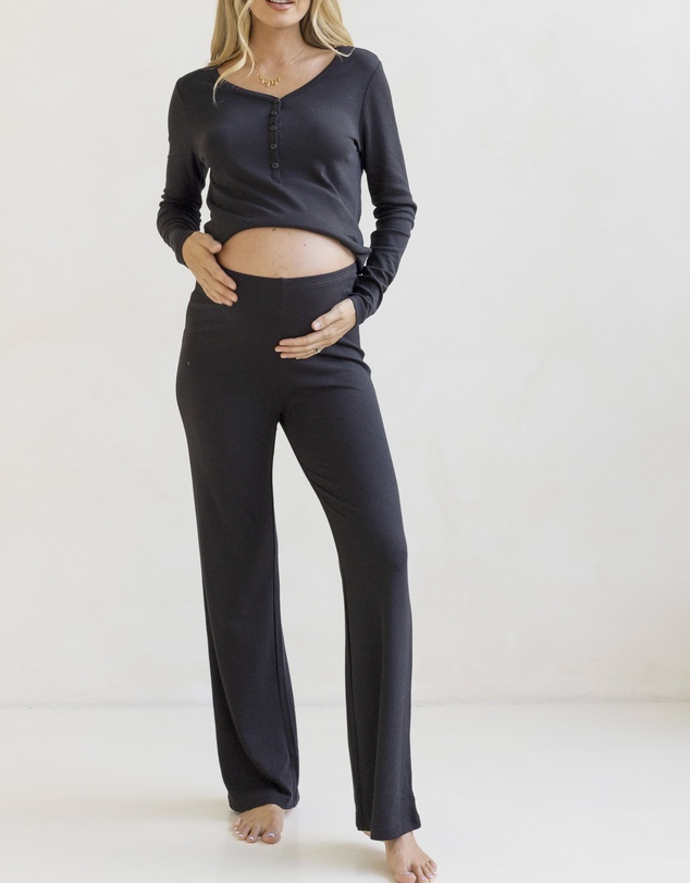 Angel Maternity - Amira 2-piece Maternity Sleepwear/Loungewear Set in Black