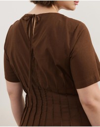 Atmos&Here Curvy - Maya Pleat Mini Dress