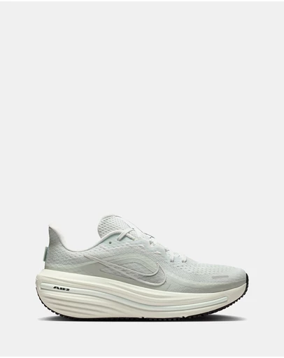 Nike - Winflo 12 - Women's