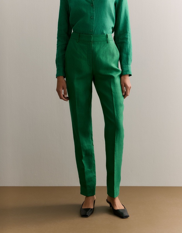 Trenery - Linen Twill Tapered Leg Trouser in Evergreen