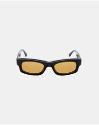 Soda Shades - Rozalia Russia x Soda Shades - Shade 003 Black Olive