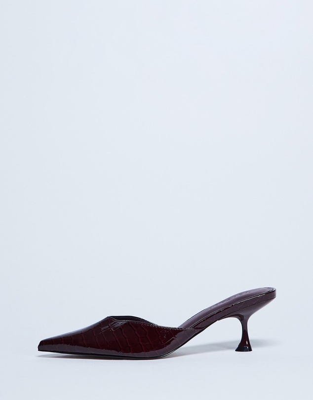 TOPSHOP - Ivette Croc Patent Close Toe Mules