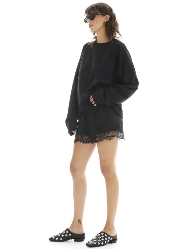 THE TALES - Heart Back Lace Long Sleeve Tee