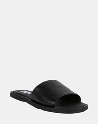 Steve Madden - Kaya Black Leather Sandals