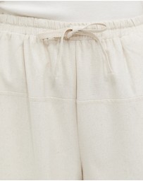Calli - Seamed Pants
