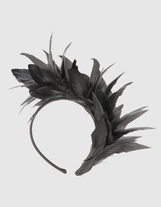 Max Alexander - Modern Black Racing Fascinator