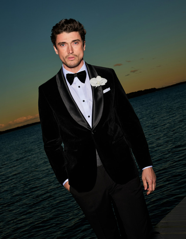 Tarocash - Obsidian Velvet Tuxedo Jacket