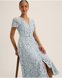 Review - Isadora Lace Shirt Dress