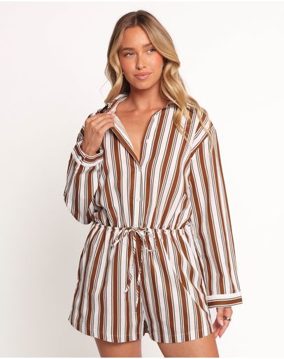 Brown, Pattern