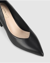 Verali - Elliot Block Heel Pumps