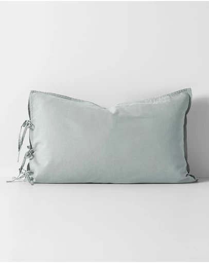 Aura Home - Maison Vintage Standard Pillowcase