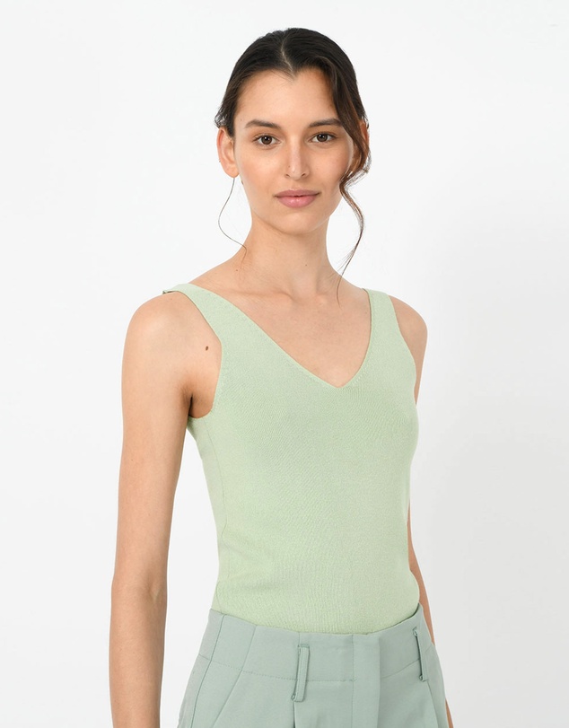 Forcast - Shiloh V-Neck Top