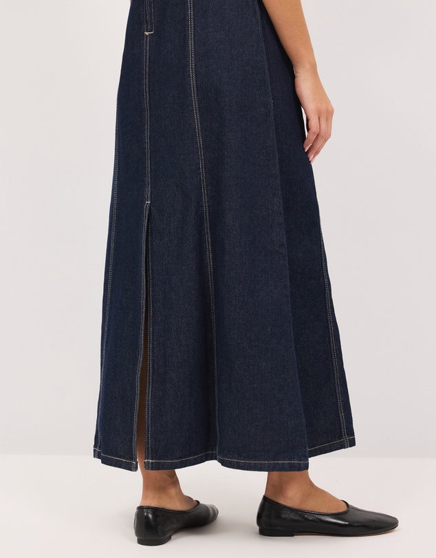 Calli - Remi Denim Midi Dress