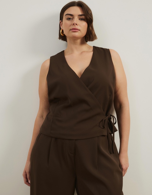 Atmos&Here Curvy - Freida Wrap Vest Top