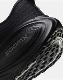 Nike - Nike Vomero Plus - Men's