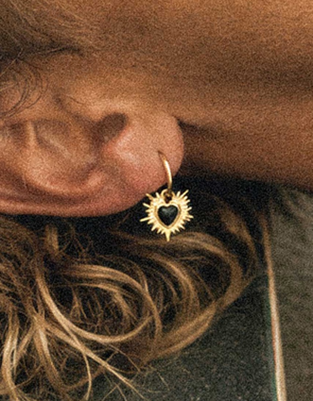 Haze & Glory - ICONIC EXCLUSIVE - Flaming Heart Charm Earring in Gold-Plated 925 Silver