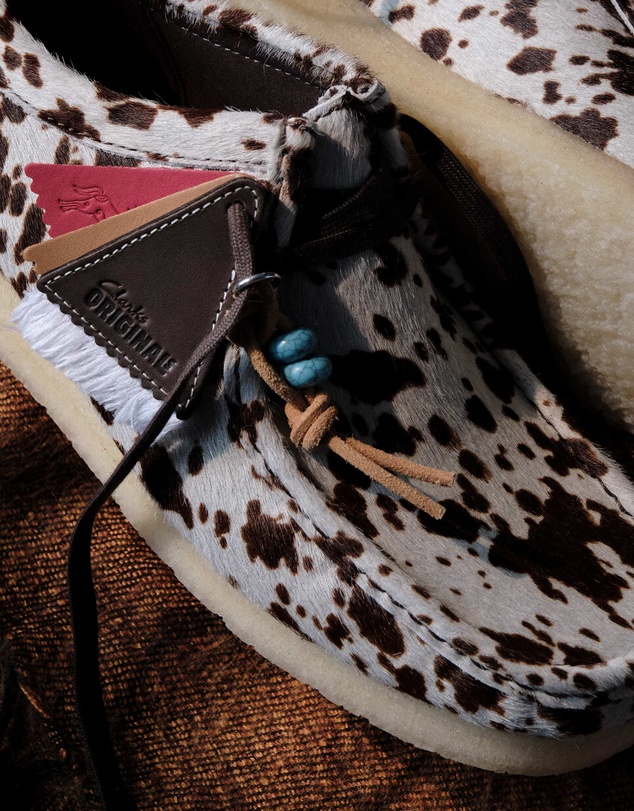 Clarks Originals - Wallabee (M) Brown Cow Print