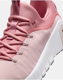 Nike - Free Metcon 6 - Women's