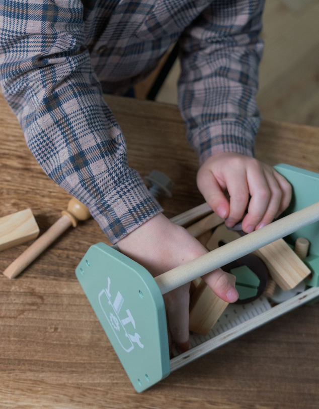 Dantoy - Dantoy - Playful Wood - Tool Box - 26 pcs