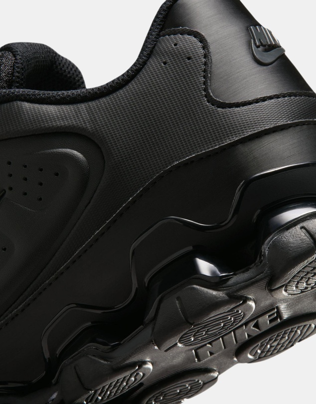 Nike - Reax 8 NSW SL - Men's