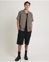 Black Noise White Rain - Aura Resort Shirt