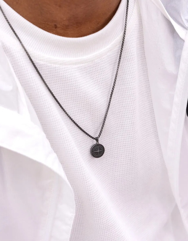 PIG&HEN - Compass Rose Necklace