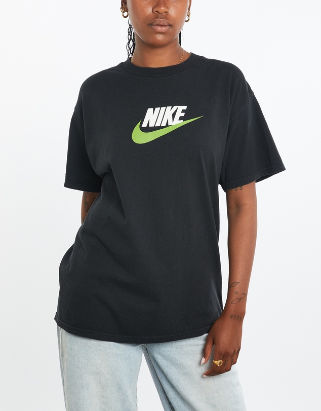 Vintage by The Real Deal - Pre Loved - Vintage Nike Tee