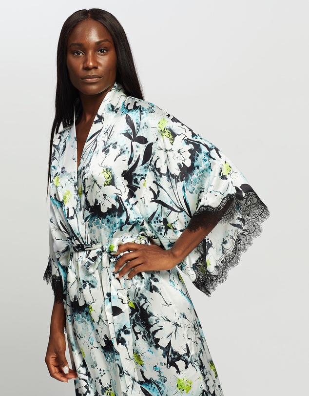 Sainted Sisters - Scarlett Silk Kimono