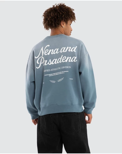 Nena & Pasadena - Nivalis Box Fit Sweater