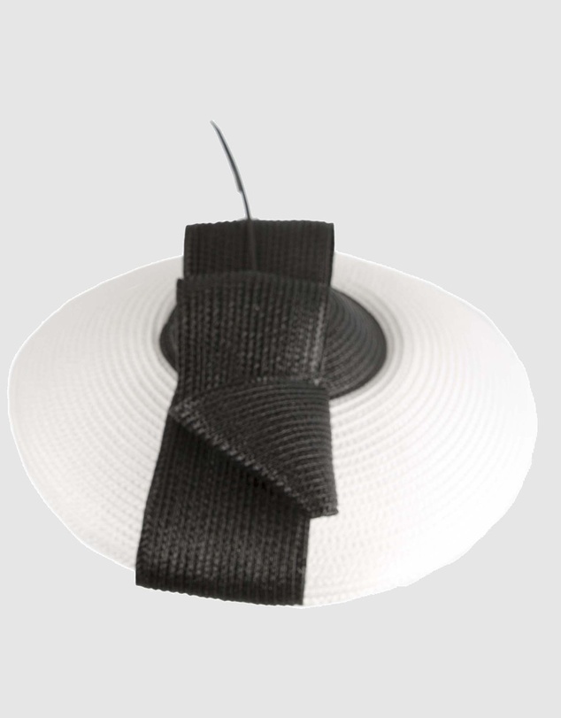 Max Alexander - Saucer White Black Racing Fascinator Hat
