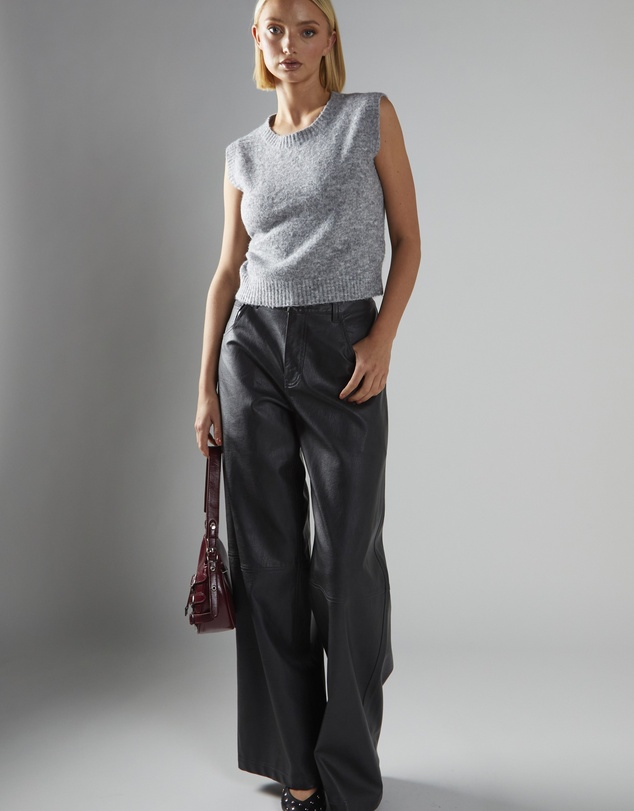 Glamorous - Kintted Crew neck Vest